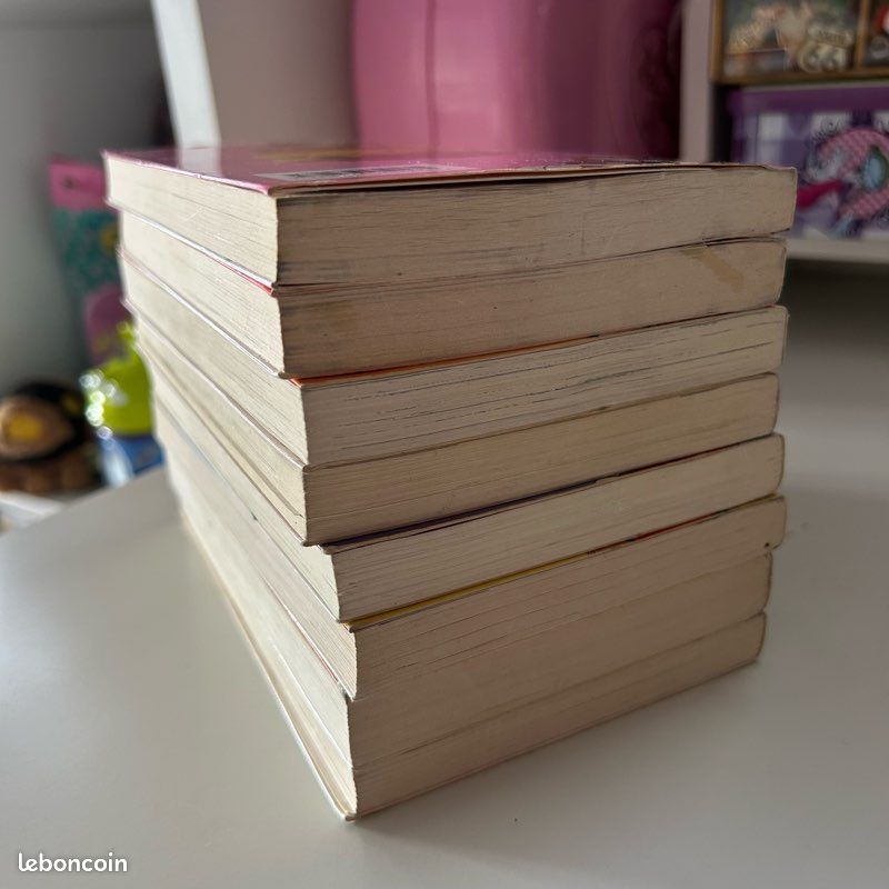 Lot 8 livres dragonball pastel glénat collection (image 11)