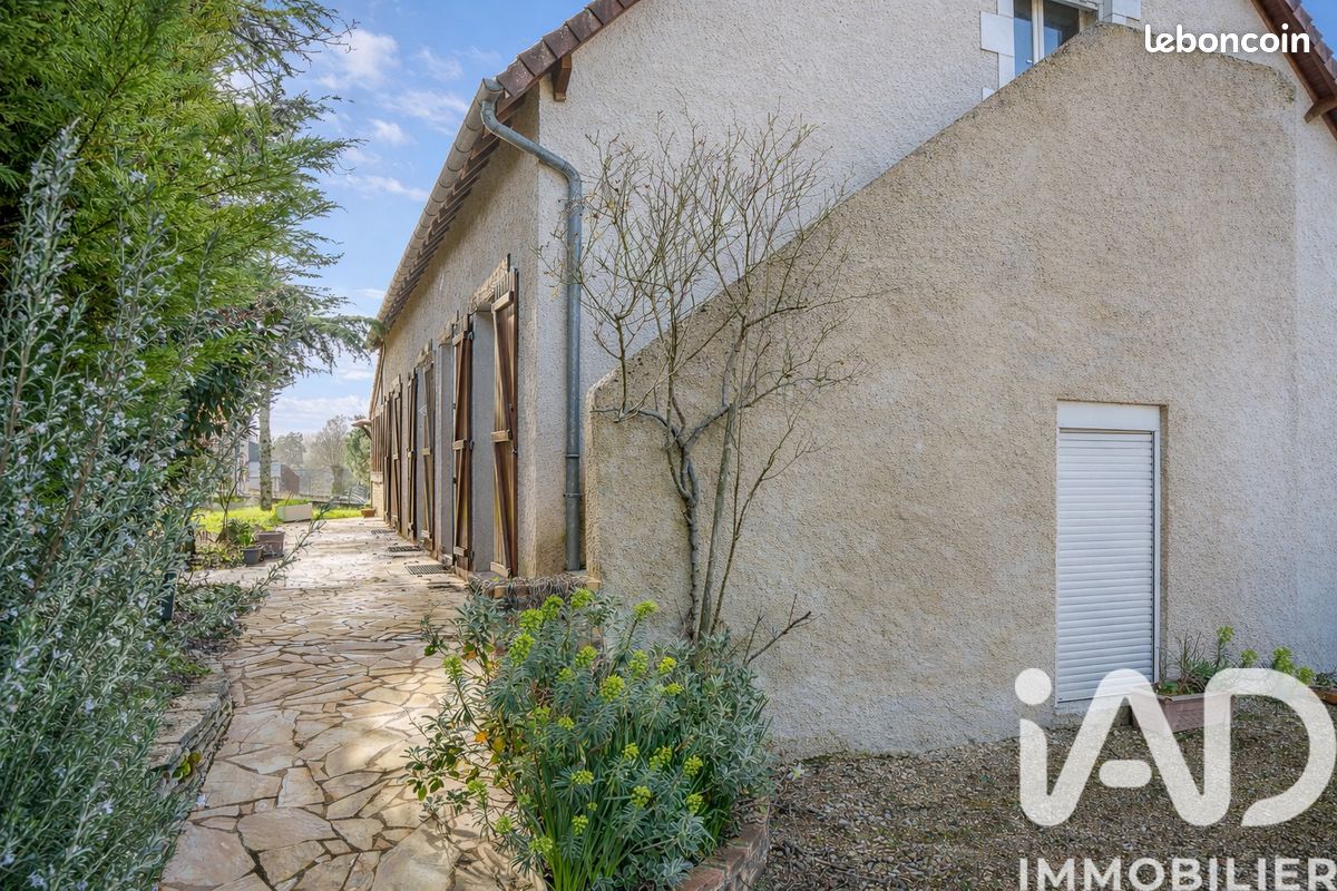 Maison 6 pièces 185 m² · à La Membrolle-sur-Choisille · 185 m² · 329 000 €