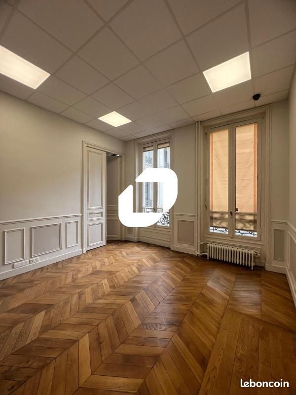 Bureau 328 m² (image 17)