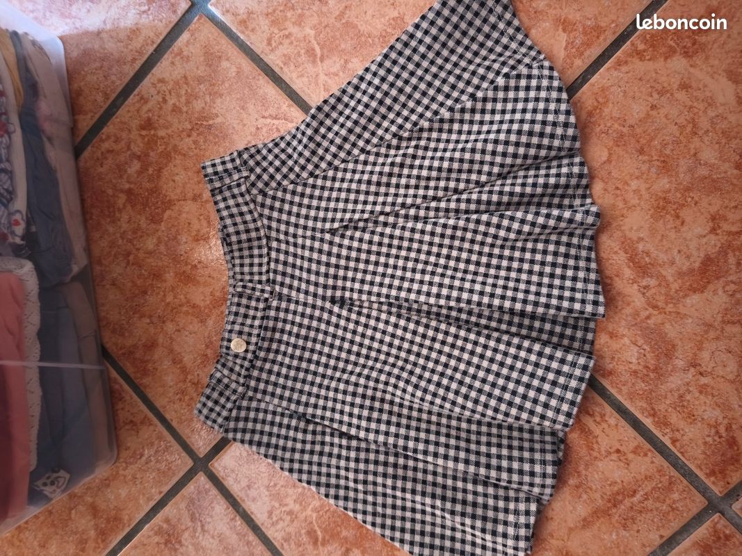 Caisse vêtements 8 ans fille (image 5)
