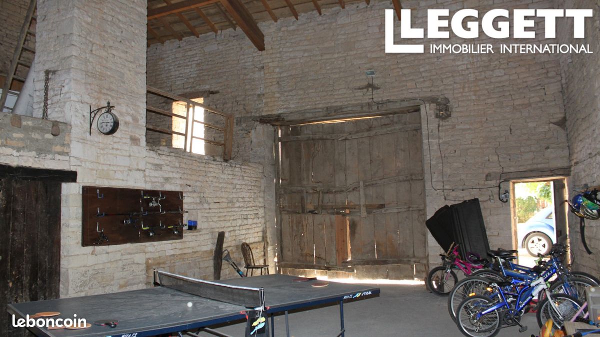 Maison 7 pièces 142 m² - Fouqueure 16140 (image principale 9)