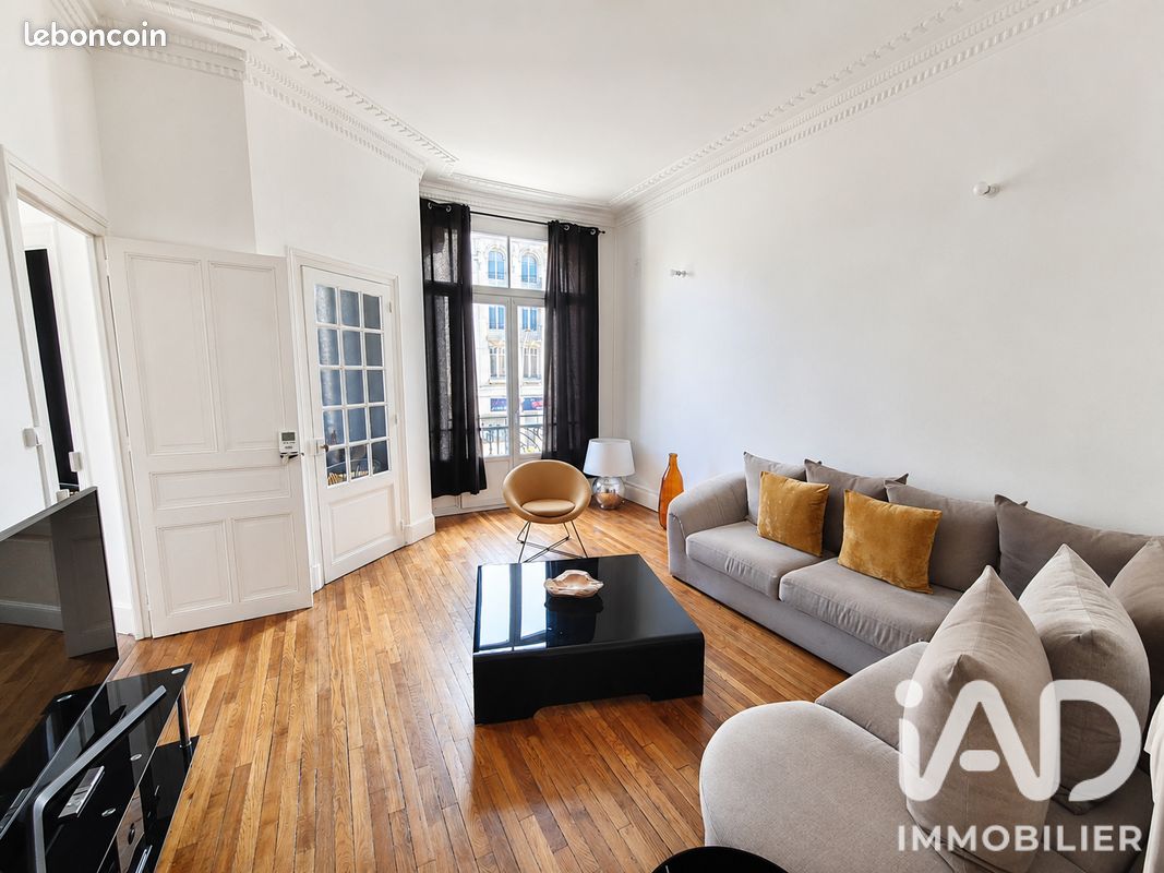 Immeuble 3 pièces 450 m² · à Charleville-Mézières · 450 m² · 400 000 €
