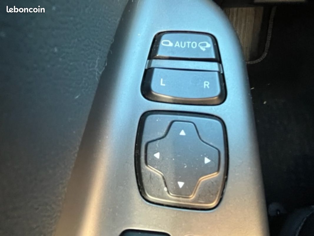 HYUNDAI KONA 1.6 CRDi 136 DCT-7 Creative (image 21)