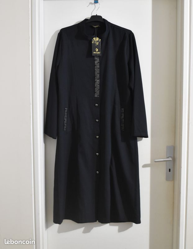 Tunique longue modanisa noire à boutons taille 48 style turque