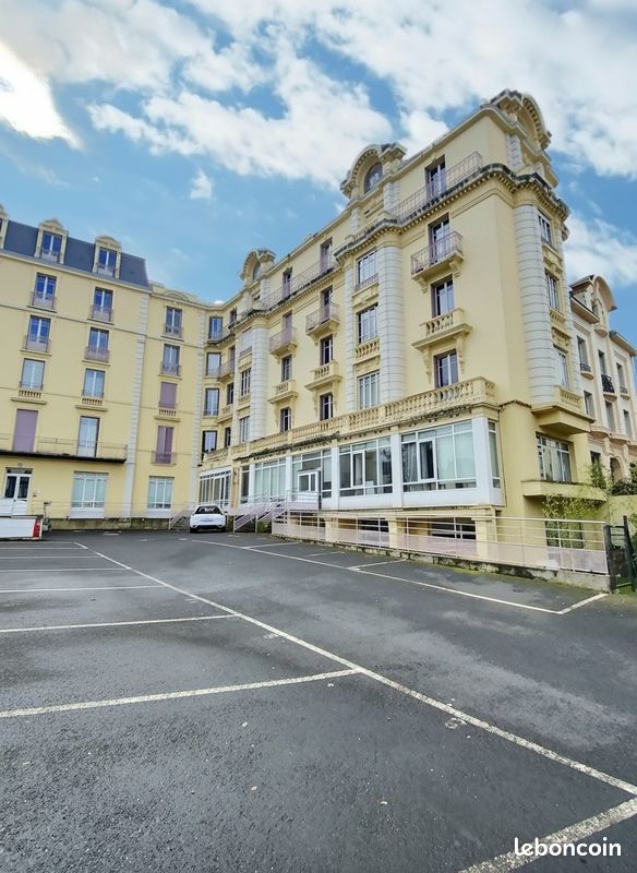 Appartement 3 pièces 84 m² · à Royat · 84 m² · 920 €/mois