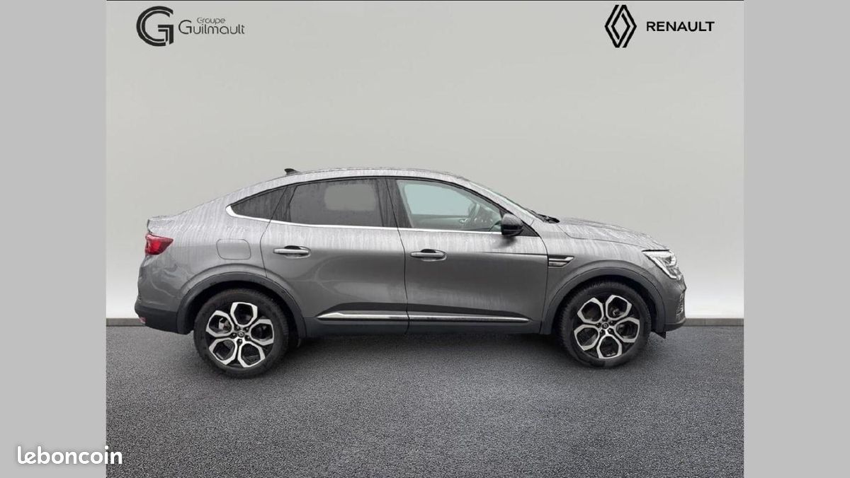 Renault Arkana E-Tech hybride 145 - 22 Techno (image 6)