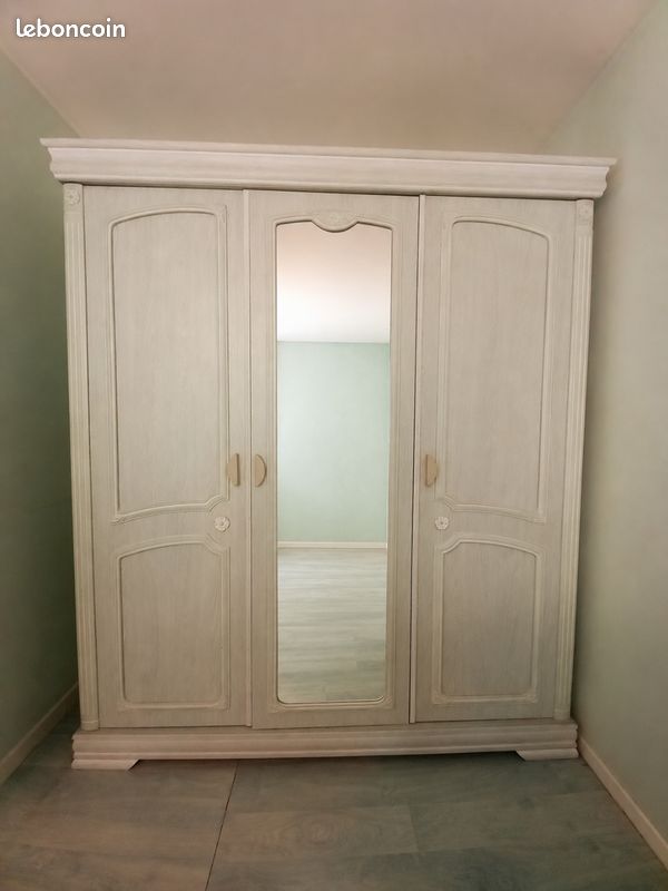 Chambre complète en bois vert clair – Lit + Sommier 140x190 + Armoire + Chevet (image 2)