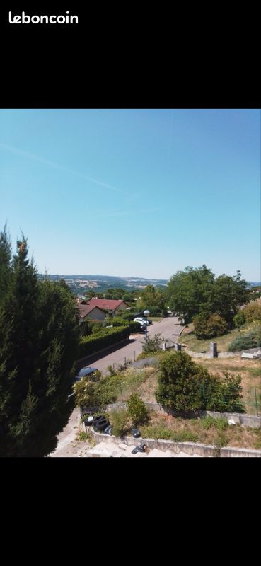 Maison 4 pièces 140 m² · à La Tour-du-Pin · 140 m² · 11 111 €