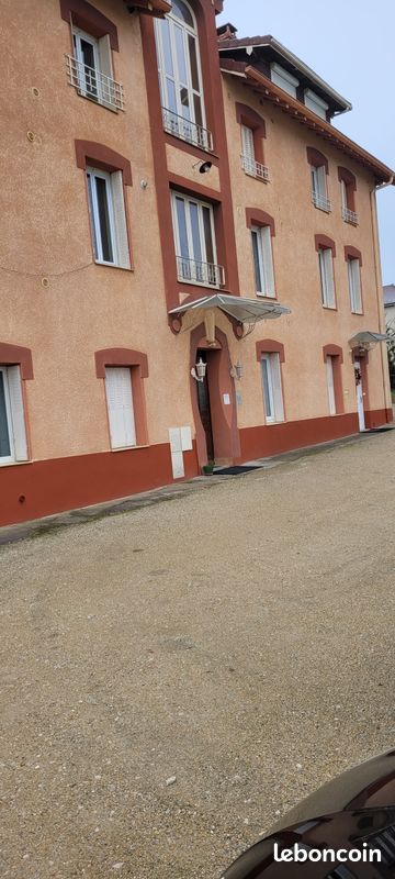 Appartement 3 pièces 80 m² · à Malafretaz · 80 m² · 598 €/mois