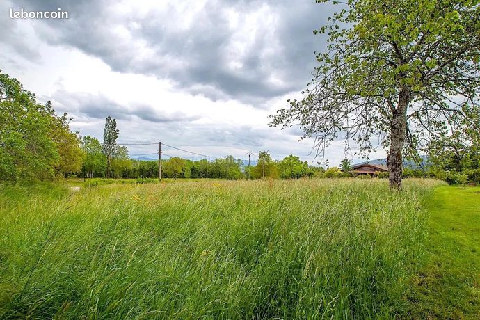 Terrain 927 m² Injoux-Génissiat