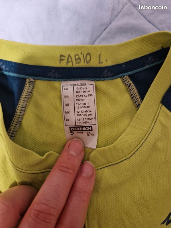 Lot vêtements techniques / sport, manches longues et courtes, 12/ 13 ans (image 3)