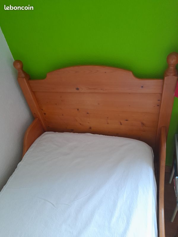 Lit enfant bateau + matelas interior (image 1)