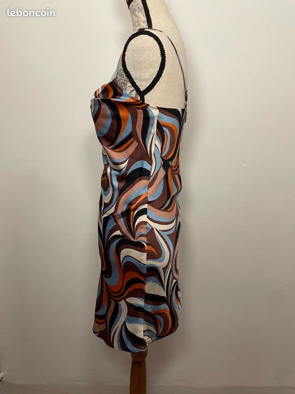Robe courte moulante à bretelles orange / marron / bleu / beige / noir / blanc Primark (image 4)