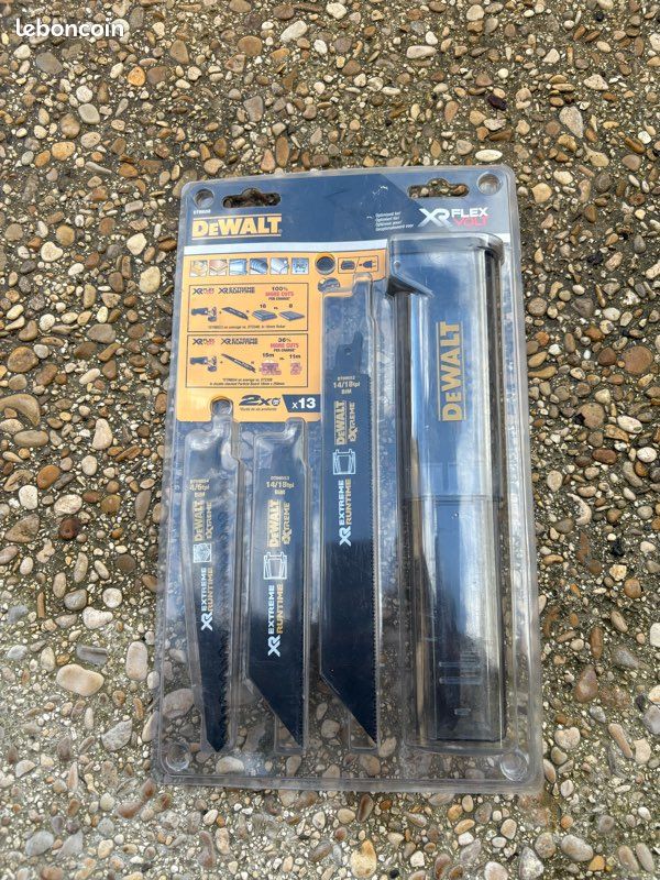 DEWALT Coffret 8 Lames Scie Sabre XR Runtime - Coupe Bois Et Métal 152-230mm DT99551-QZ