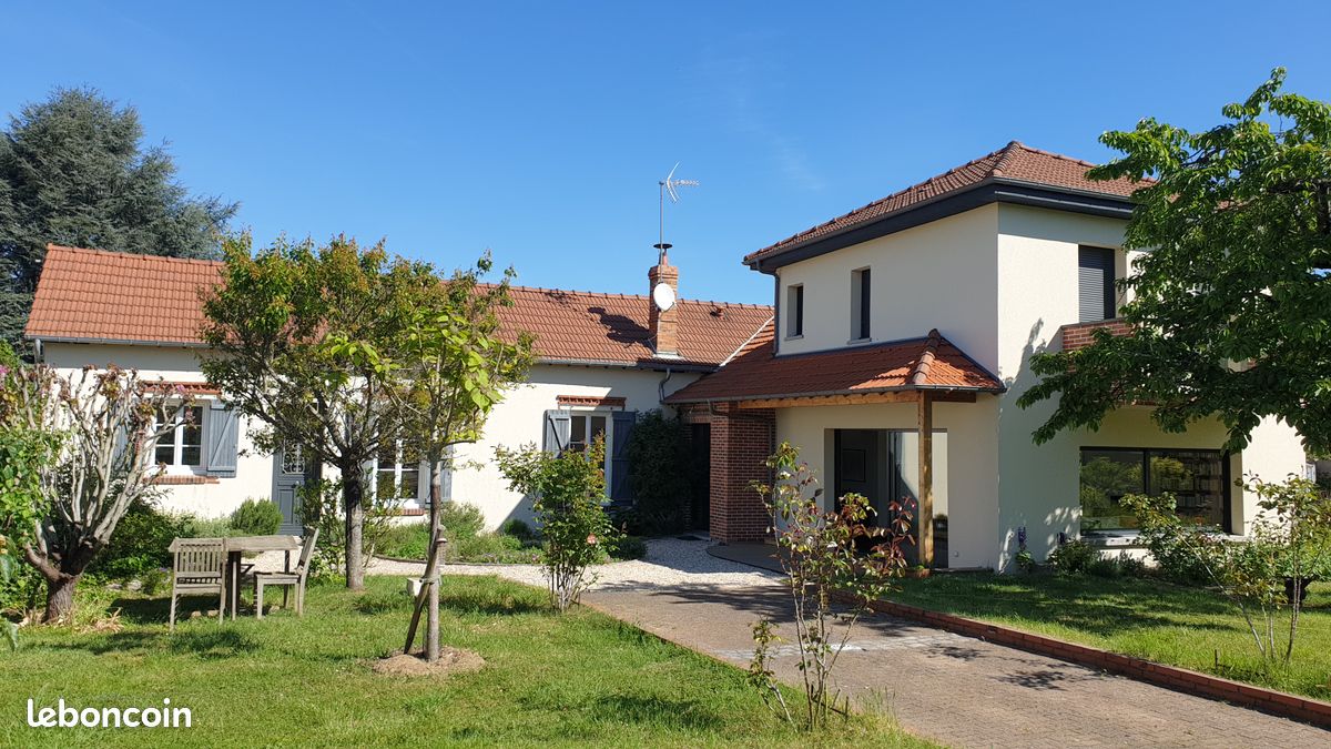 Maison 6 pièces 144 m² · à Fleury-les-Aubrais · 143,8 m² · 440 000 €
