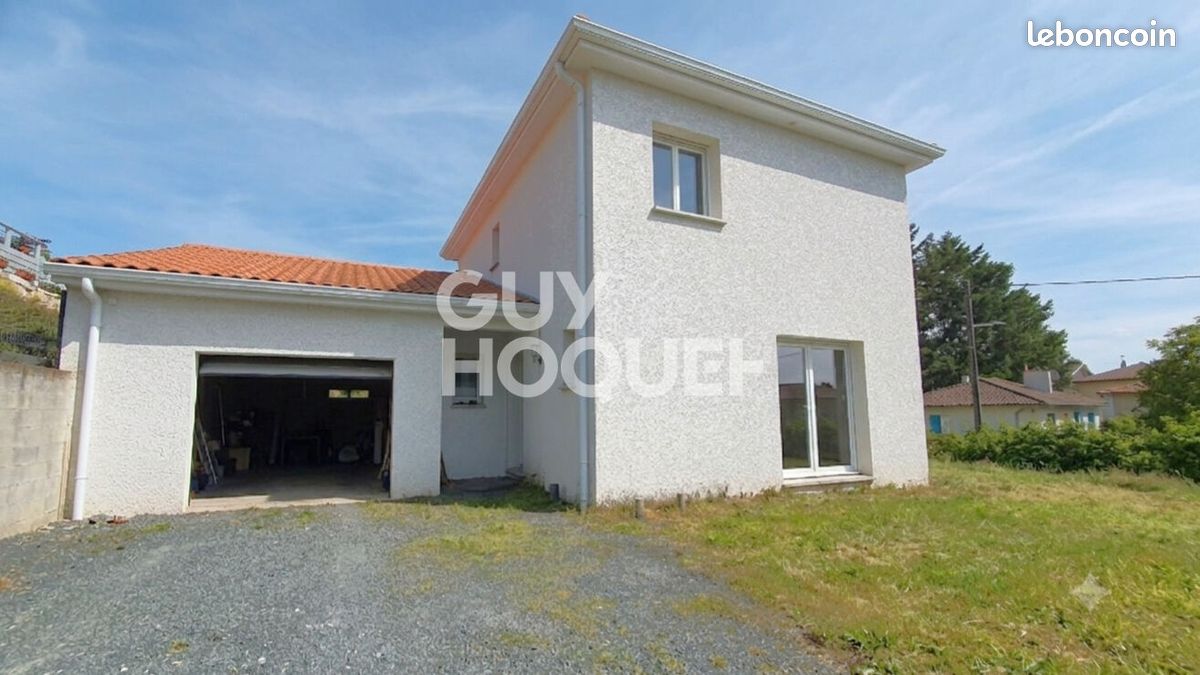 Maison 4 pièces 92 m² · à Chazelles-sur-Lyon · 92 m² · 270 000 €