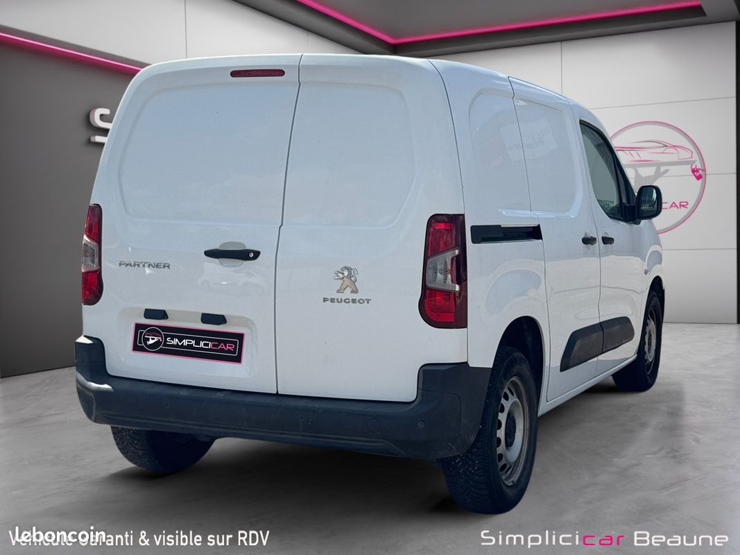 PEUGEOT PARTNER CAMIONNETTE/MONOSPACE STANDARD 1000KG 1.5 BLUE HDI 100 GRIP 100Ch Garantie 12 mois (image 7)