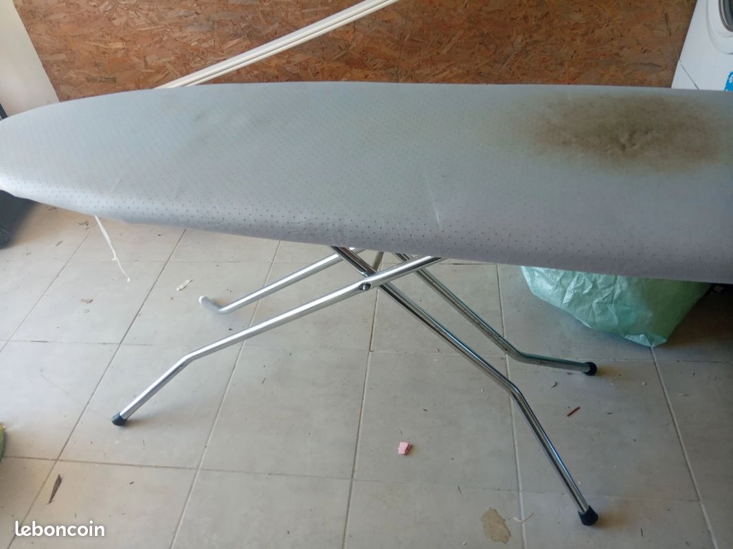 Table à repasser (image 2)