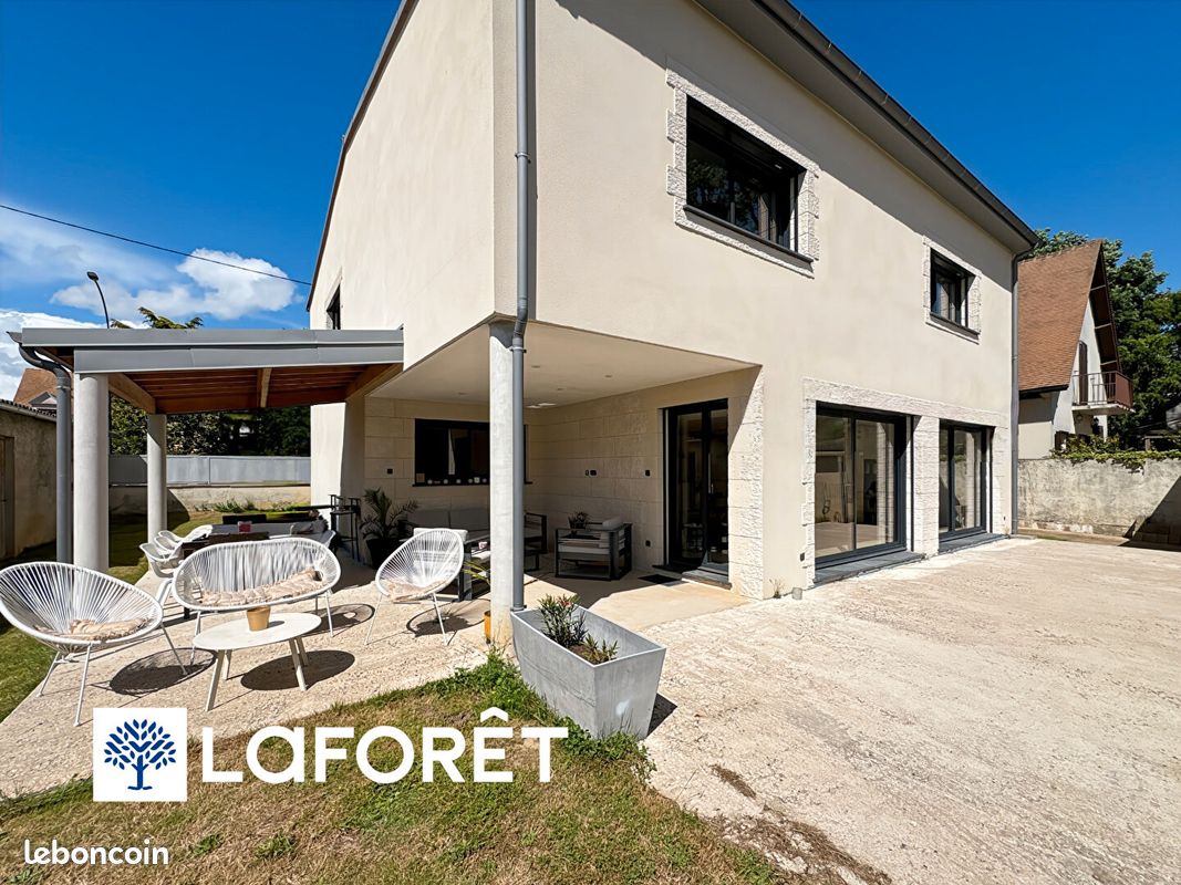 Maison 7 pièces 216 m² · à Villemoisson-sur-Orge · 216 m² · 645 560 €