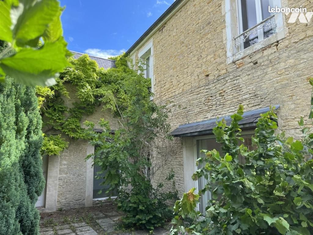 Maison 6 pièces 135 m² · à Mézidon Vallée d'Auge · 135 m² · 240 350 €