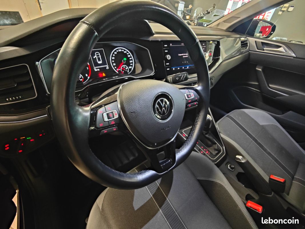 VOLKSWAGEN POLO 1.0 TSI 110 SS DSG7 Carat (image 7)