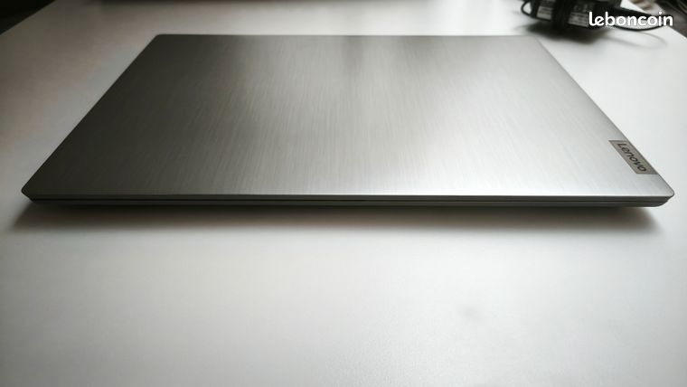 Ordinateurs Portables Lenovo Ideapad 3 15Ada05 Amd Ryzen 7 8 Go Ram 128Go SSD 15.6 refurbished