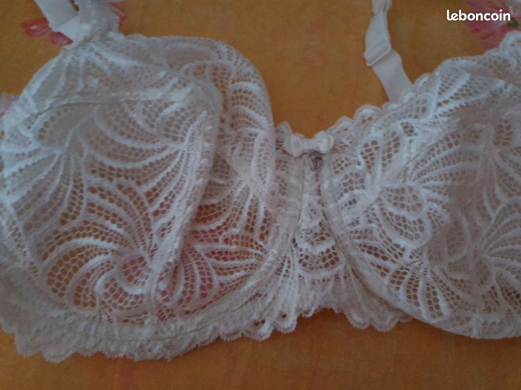 Soutien gorge a armature 105D tbe comme neuf (image 2)