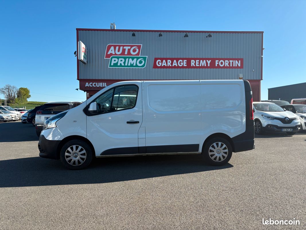 RENAULT Trafic 3 1.6 dci 120 cv L1H1 TVA RÉCUPÉRABLE (image 1)