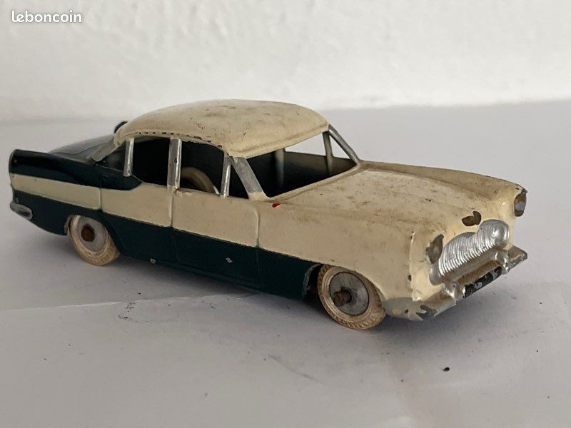 Simca Vedette beaulieu de 1953 à vendre - voiture ancienne de collection