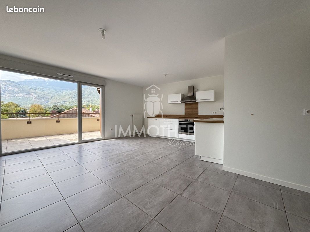 Appartement 3 pièces 65 m² · à Claix · 65 m² · 1 026 €