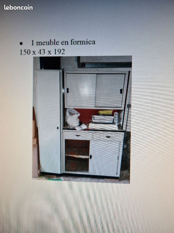 Meuble en formica (image 1)