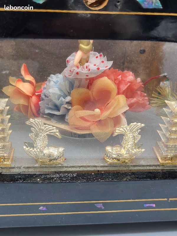 Xi coffret à bijoux musical japonais vintage laqué noir décor asiatique a restaurer (image 6)