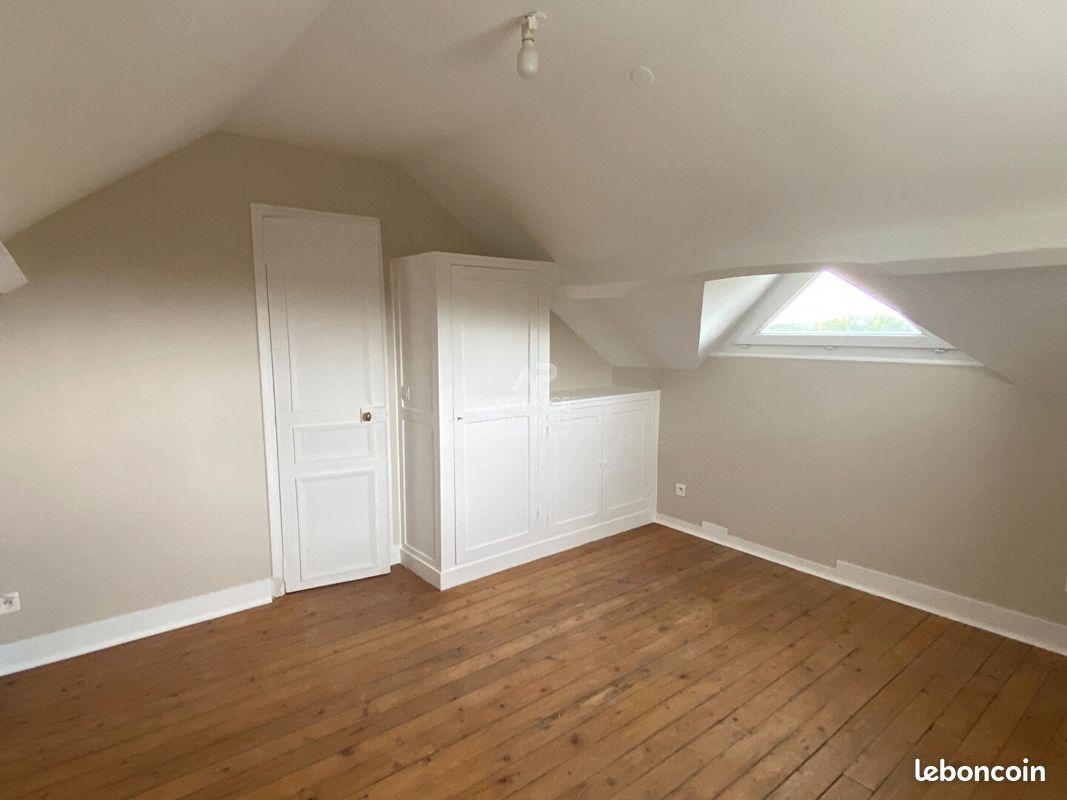 Appartement a louer saint-germain-en-laye - 5 pièce(s) - 135 m2 - Surfyn