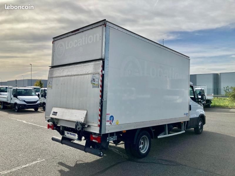 Iveco Daily 35C16 CAISSE DEFLECTEUR HAYON AUVENT (image 3)