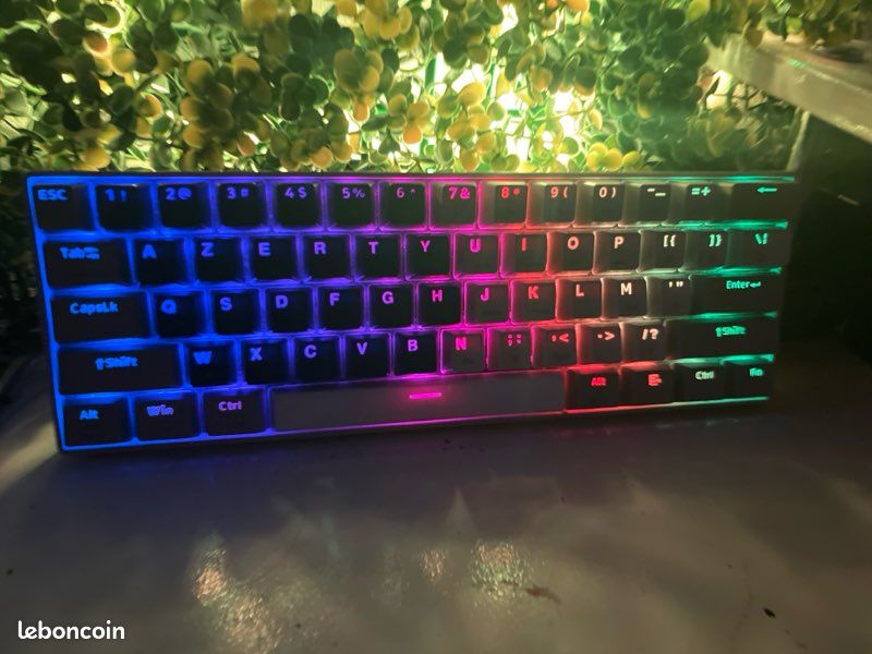 Clavier gaming newmen (mini) (image 1)