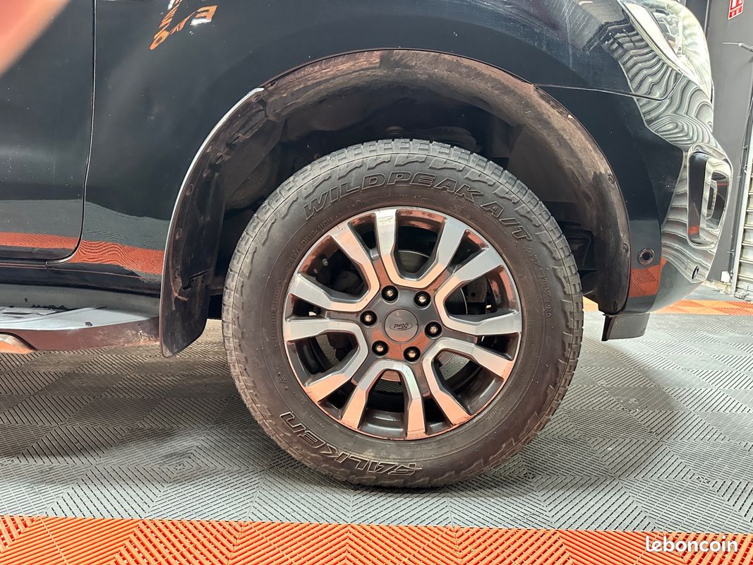 Ford ranger double cabine 2.0 tdci 215ch bva10 wildtrak 4x4 - carplay - attelage - camera de recul (image 19)