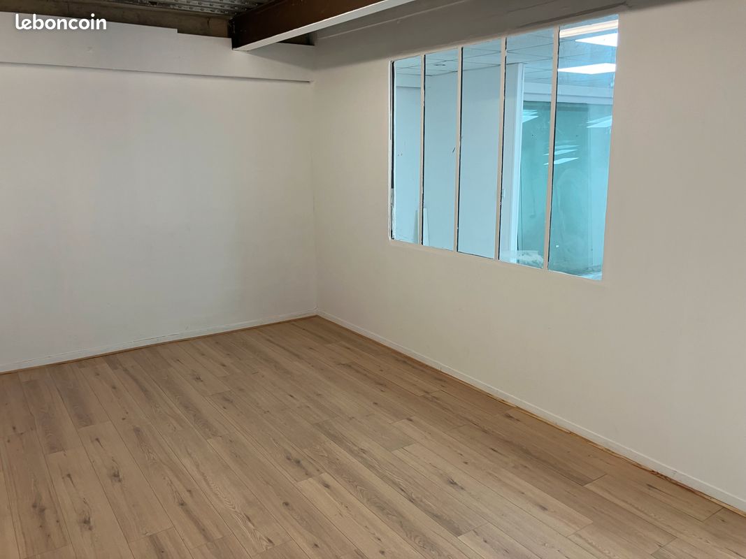 À louer – Local 145 m² – Activités / Bureaux – Verneuil-en-Halatte (image 2)