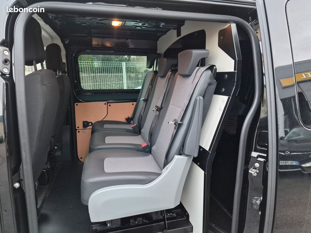 Opel Vivaro Cabine approfondie Amovible 2.0 180 EAT8 (image 3)