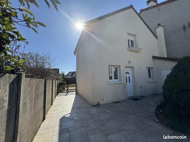 Maison 1 pièce 110 m²