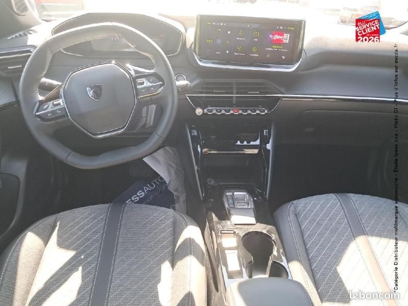 Peugeot 2008 e-2008 156ch 54 kWh Allure (image 17)