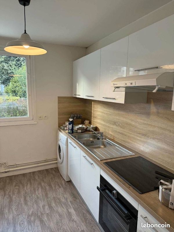 Appartement 6 pièces 70 m² · à Rennes · 70 m² · 450 €
