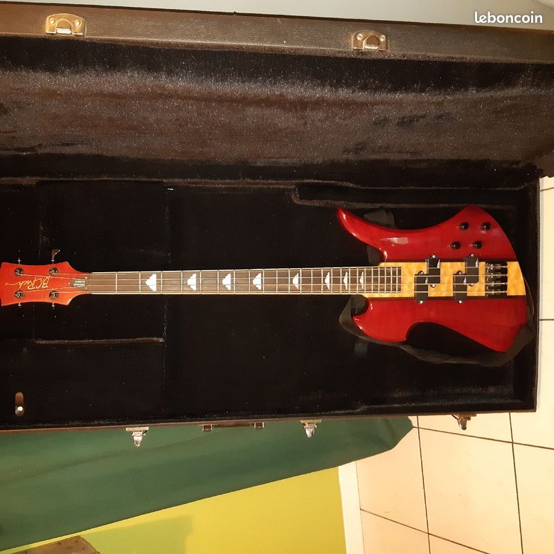 Basse MockingBird BC Rich (image 1)