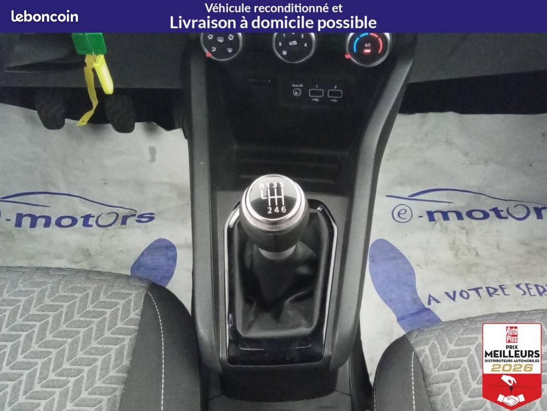 Renault Clio TCe 90 Evolution (image 18)