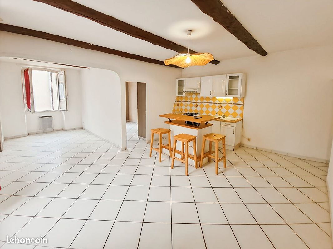 Appartement 2 pièces 46 m² · à Salon-de-Provence · 46 m² · 665 €/mois