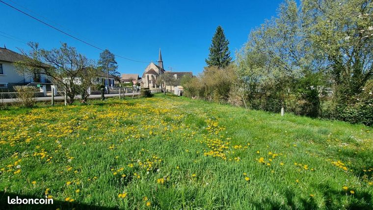 Terrain 709 m² Genouillac