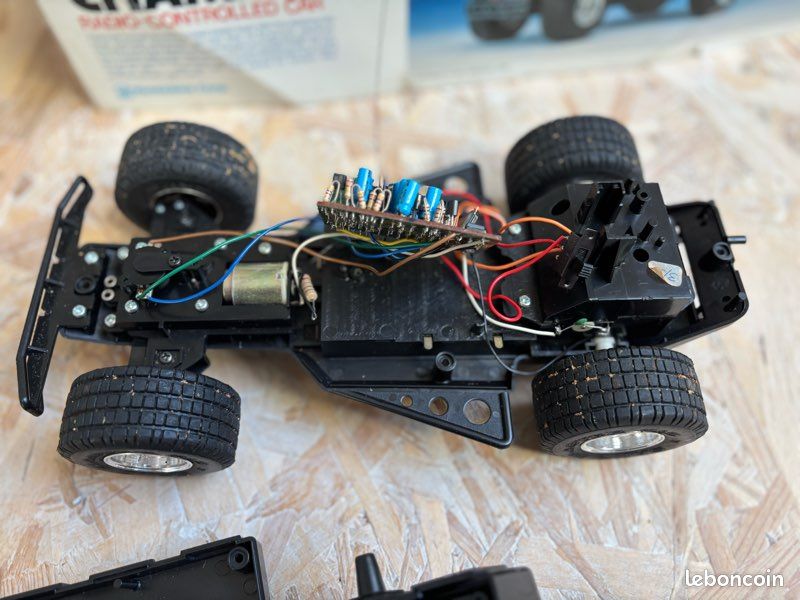 Voiture télécommandée off road champ 1985 (image 2)