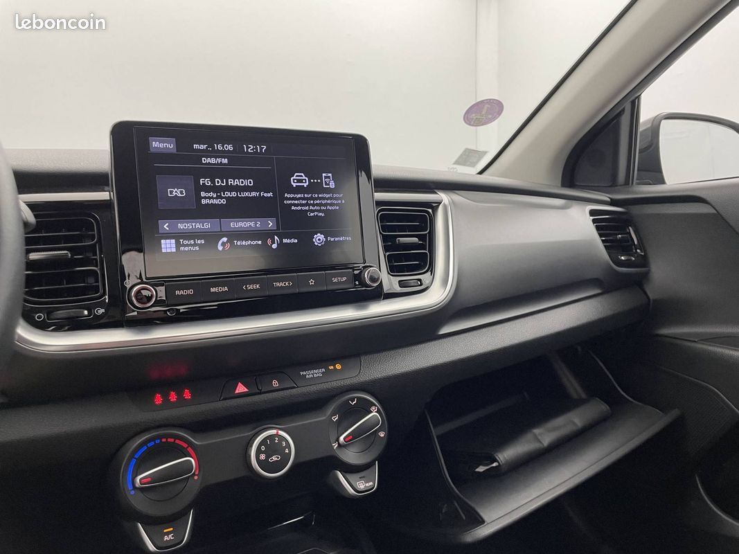 KIA Stonic 1.0 T-GDi 100 ch DCT7 Active (image 28)