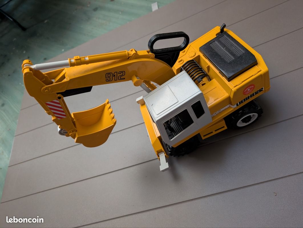 Jouet Gru de construction Liebherr (image 2)