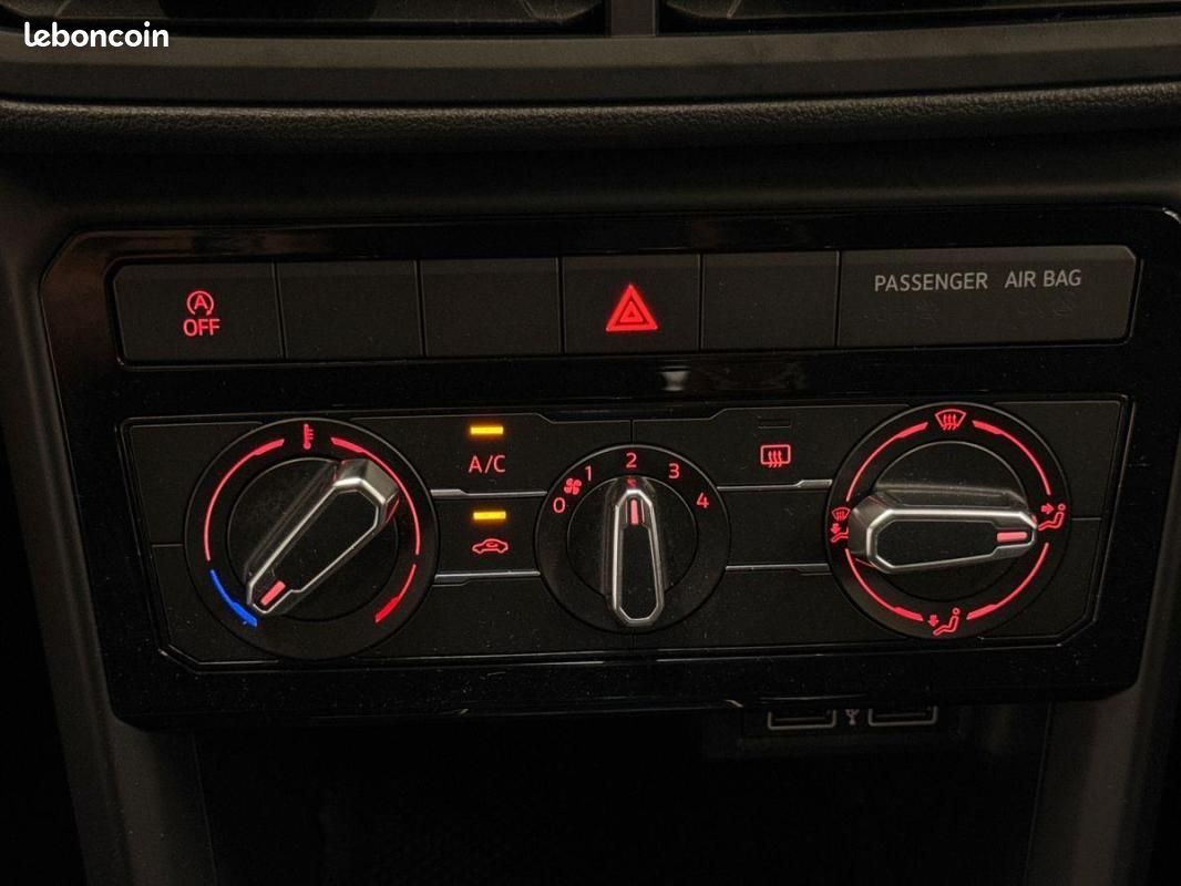 Volkswagen T-Cross 1.0 TSI 95 Start/Stop BVM5 Lounge (image 19)
