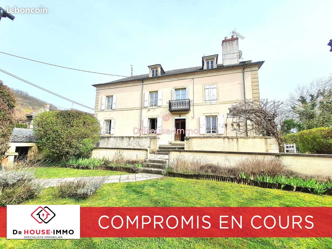 Maison 9 pièces 189 m² · à Dornecy · 189 m² · 160 000 €